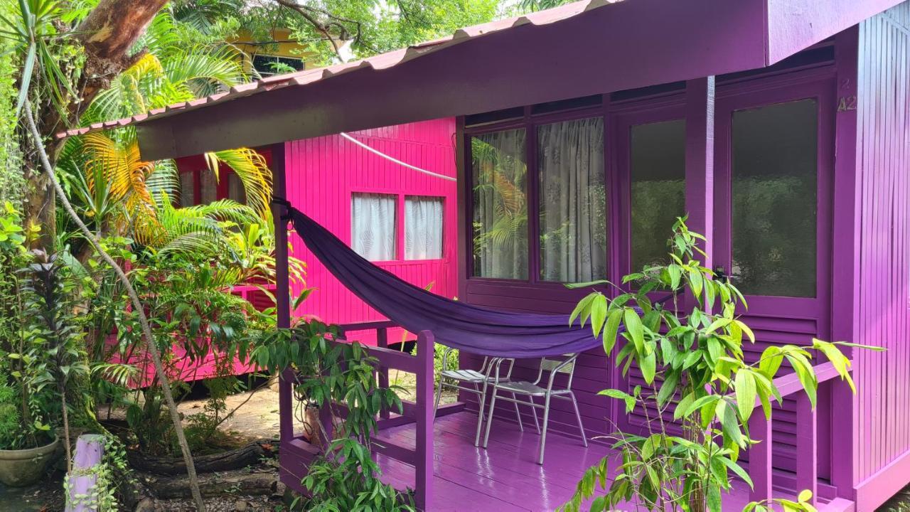 Gecko Guesthouse Pantai Cenang  Eksteriør billede