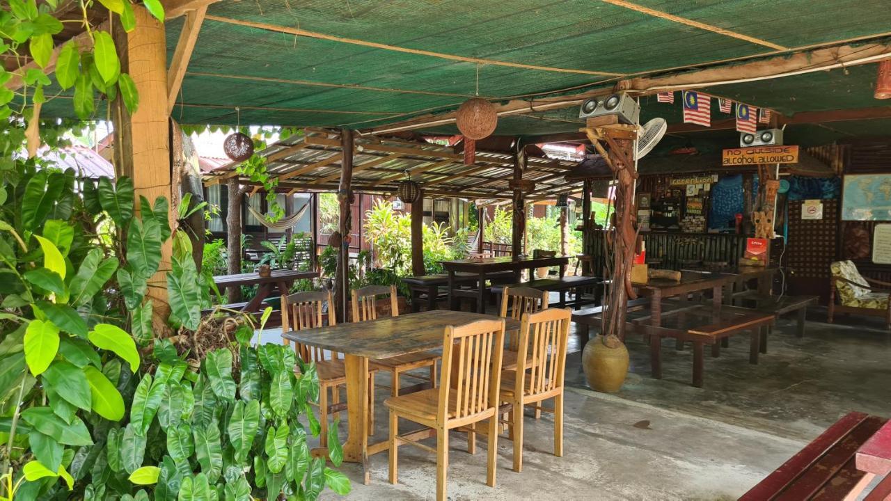 Gecko Guesthouse Pantai Cenang  Eksteriør billede
