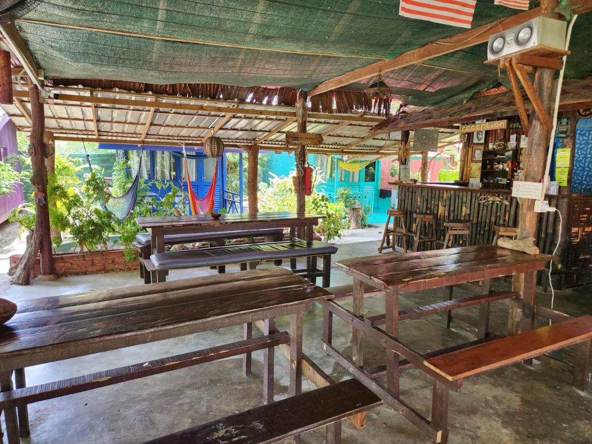 Gecko Guesthouse Pantai Cenang  Eksteriør billede