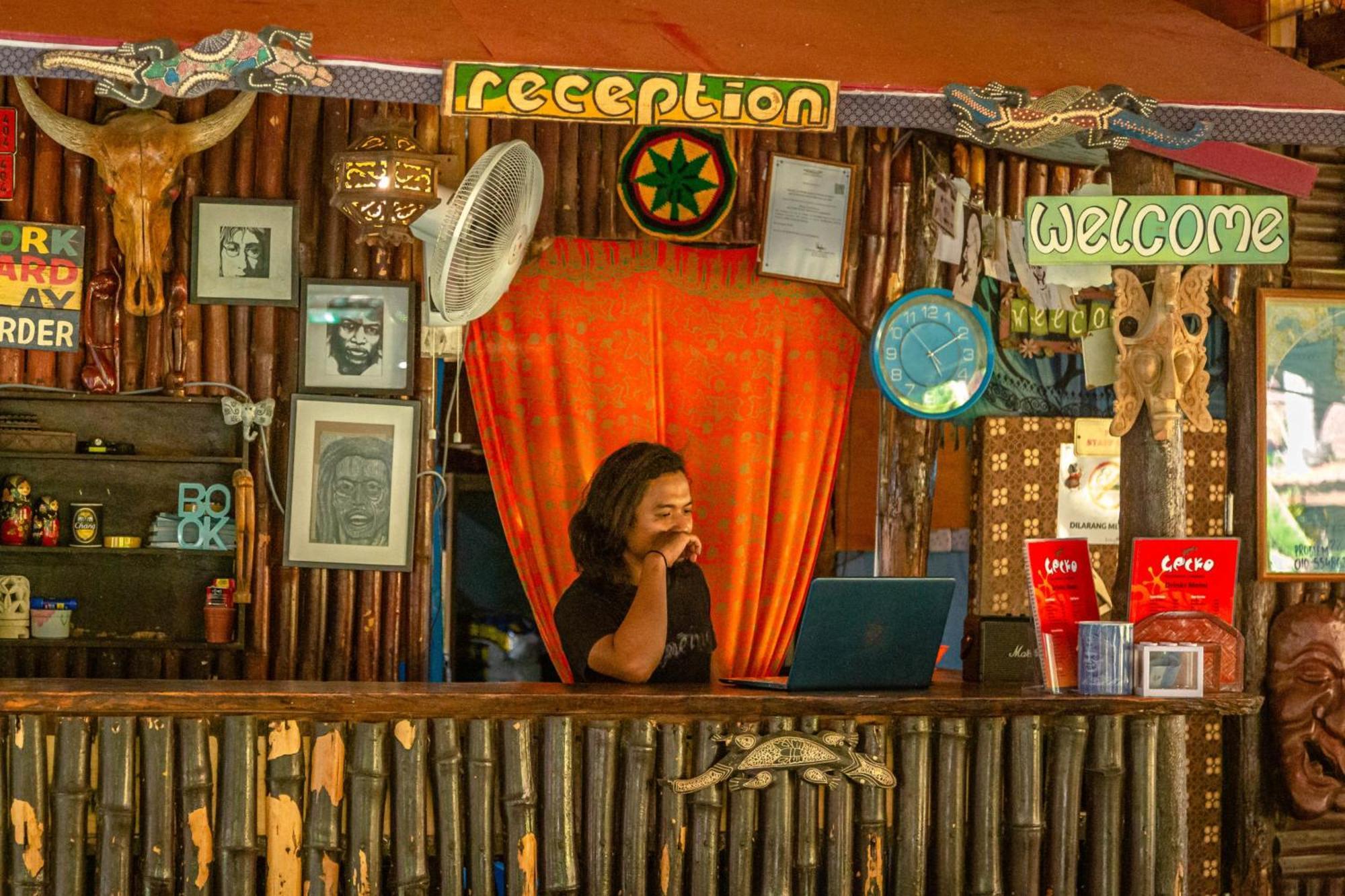 Gecko Guesthouse Pantai Cenang  Eksteriør billede