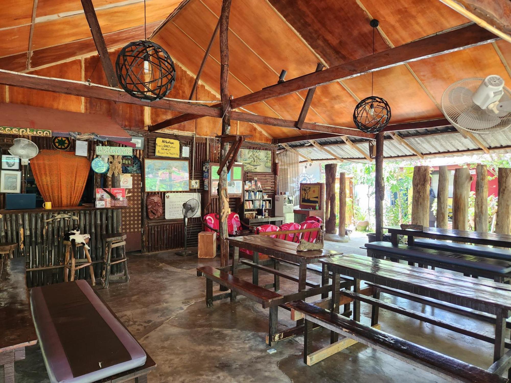 Gecko Guesthouse Pantai Cenang  Eksteriør billede
